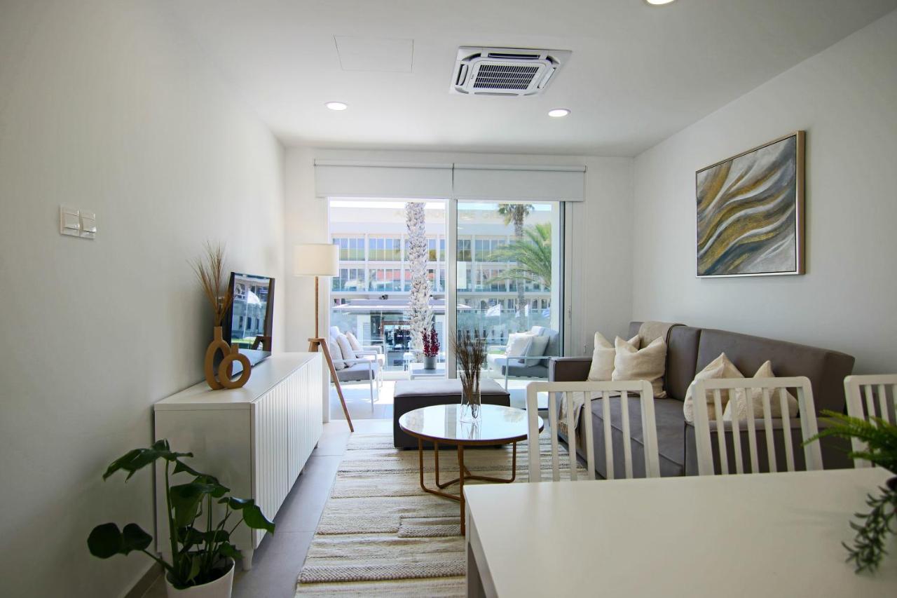 Апартаменти Phaedrus Living: Seaview Luxury Flat Limnaria 114 Пафос Екстер'єр фото